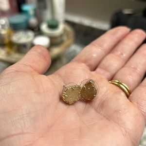 Kendra Scott earrings